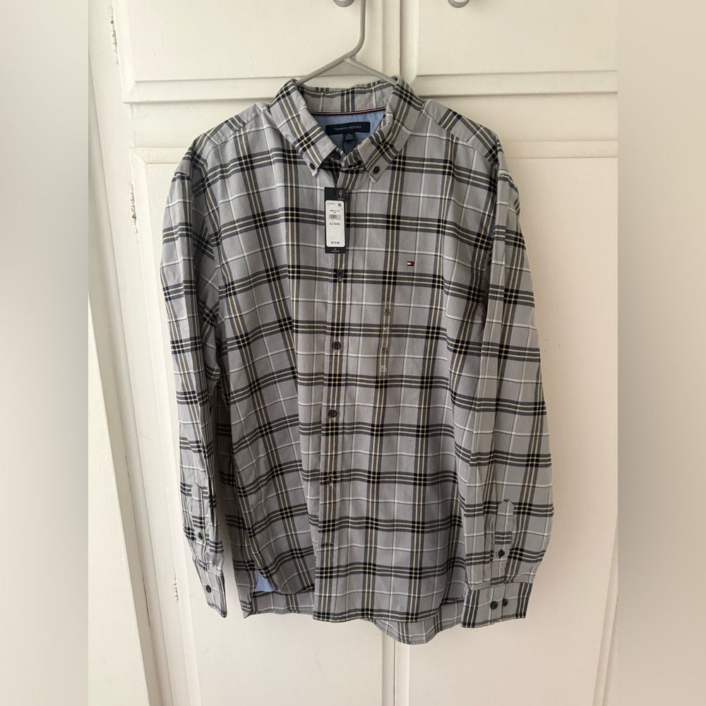 Tommy Hilfiger Checkered Button-Up Shirt